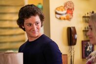 Young Sheldon – Montana Jordan (George 'Georgie' Cooper Jr.), Emily Osment (Mandy).