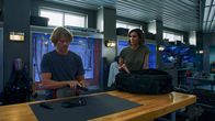 Navy CIS: L.A. – Marty Deeks (Eric Christian Olsen, l); Special Agent Kensi Blye (Daniela Ruah, r.)