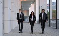 The Gifted – (v.l.n.r.) John (Blair Redford); Clarice (Jamie Chung); Marcos (Sean Teale)