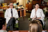 Young Sheldon – L-R: Dr. Edward Pilson (Wallace Langham), Dr. Sandra Thorpe (Amy Farrington).