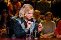Was gibt es Neues? – Katharina Straßer.