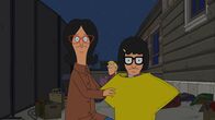 Bob's Burgers – Vorne, v.li.: Linda, Tina
