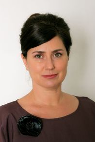 Die Rosenheim-Cops – Dr. Konstanze Engelhardt (Isabel Mergl).
