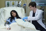 The Good Doctor – L-R: Freddie Highmore as Dr. Shaun Murphy and Hina Abdullah as Naja Modi.