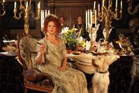 Die kleine Lady – Veronica Ferres (Frau Hobbs).