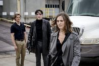 MacGyver – (v.l.n.r.) MacGyver (Lucas Till); Murdoc (David Dastmalchian); Amber (Sarah Sokolovic)
