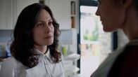 Schneller als die Angst – Maya Bakhtiari (Idil Üner) hat Lösegeld für ihren Sohn bezahlt.