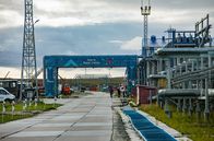 Sibirien: Eine Pipeline und die letzten Nomaden – Energie gleich Macht: Auch der Ölkonzern Gazprom wurde vom riesigen Gasvorkommen auf der westsibirischen Halbinsel Jamal angelockt.