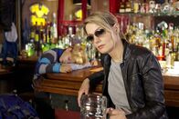 Knallerfrauen – (3. Staffel) - In "Knallerfrauen" tut Martina Hill (r.) wonach ihr der Sinn steht - hemmungslos und unangepasst ...