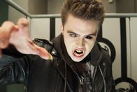 Fright Night 2 – Fright Night 2 (2013)