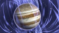Strip the Cosmos – Eine von vielen überraschenden Entdeckungen Junos: Jupiter hat nicht zwei magnetische Pole, sondern drei.