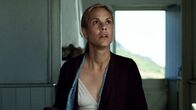 The Dark – Adèlle (Maria Bello)