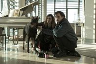 Asphaltgorillas – L-R: Marie (Ella Rumpf), Atris (Samuel Schneider)
