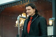 Twisted Metal – Das Finale entwickelt sich zunächst ganz nach Plan. Doch dann sorgt Calypso (Anthony Carrigan) mit einer unerwarteten Überraschung für eine Wendung, die alles auf den Kopf stellt.