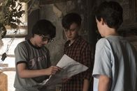 Es – (v.l.n.r.) Richie Tozier (Finn Wolfhard); Bill Denbrough (Jaeden Lieberher); Eddie Kaspbrak (Jack Dylan Grazer)