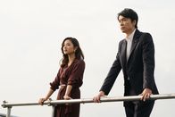 Shin Godzilla – Kayoko Ann Patterson (Satomi Ishihara, l.); Rando Yaguchi (Hiroki Hasegawa, r.)