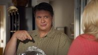 Young Sheldon – George Cooper sen. (Lance Barber)