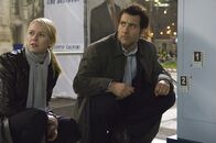 The International – "Sie kontrollieren dein Geld, sie kontrollieren deine Regierung, sie kontrollieren dein Leben ... und lassen uns alle dafür bezahlen!" Interpol-Agent Louis Salinger (Clive Owen, r.) und die New Yorker Staatsanwältin Eleanor Whitman (Naomi Watts, l.) sind entschlossen, eine der mächtigsten Banken der Welt zu Fall zu bringen ...