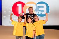 1, 2 oder 3 – Das Rateteam aus Zederhaus/Österreich mit Elton.