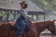 Das Duell – Marisol Kingston (Alice Braga) begleitet ihren Mann nach Mount Hermon.