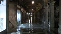 Metropolen in Gefahr – Massentourismus und Umweltverschmutzung haben schwerwiegende Folgen für Venedig.
