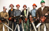 Timber Kings - Blockhaus-Paläste XXL – L-R: Beat Schwaller, Joel Roorda, André Chevigny, Bryan Reid Junior, Peter Arnold, Bryan Reid Senior