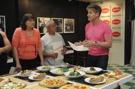 In Teufels Küche mit Gordon Ramsay – Gordon Ramsay (r.)