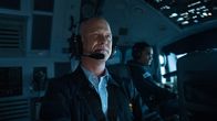 Mayday - Alarm im Cockpit – Leslie Kampschror und der Testpilot simulieren einen todesverachtenden Flug, um herauszufinden, warum der TWA-Flug 841 zu Boden stürzte.