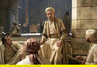 Der Medicus – Der große Gelehrte Ibn Sina (Ben Kingsley) unterrichtet seine Schüler.