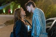 Freundschaft Plus – Adam Franklin (Ashton Kutcher) und Emma Kurtzman (Natalie Portman) sind Freunde seit Kindertagen. Doch aus der platonischen Freundschaft der beiden entsteht eine Vereinbarung mit gewissen Vorzügen.