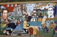 Stadt Land Kunst – Die Chicano-Bürgerrechtsbewegung in den 1960ern war geprägt von einem starken politischem Engagement und einem wachsenden Zusammengehörigkeitsgefühl in der Community. Dabei entwickelte sich auch ein ganz eigener Kunststil, die Chicano Art.