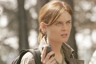 Bones - Die Knochenjägerin – Dr. Brennan (Emily Deschanel)
