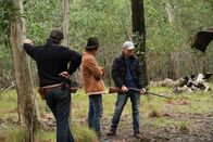 Outback - Tödliche Jagd – Director Jonathan Neil Dixon (r.)