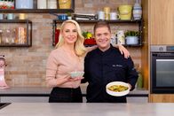 Silvia kocht – Silvia Schneider und Kai Lindner kochen zusammen „Tom Kha Gai (Thailändische Kokos Suppe)“ und „Grünes Thaicurry mit Alpengarnelen aus dem Ötztal“.