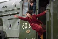 Paddington 2 – Sally Hawkins (Mrs. Brown), Samuel Joslin (Jonathan Brown).