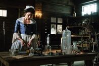 Sleepy Hollow – Bald wird Betsy (Nikki Reed) einen jungen Mann kennenlernen, der ihr ganzes Leben verändern wird ...