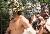 Terra X – Volkes Stimme hinter einer Maske - als Satyr kann man es sich erlauben, den Kaiser zu verhöhnen.