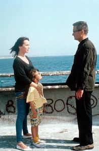 Falling Down - Ein ganz normaler Tag – William Foster (Michael Douglas, r.) entführt seine Ex-Frau Beth (Barbara Hershey, l.) und seine Tochter Adele (Joey Hope Singer, m.).