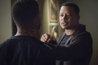 Empire – Zwischen Lucious (Terrence Howard, r.) und Jamal (Jussie Smollett, l.) kommt es erneut zu einer Auseinandersetzung wegen Jamal sexueller Orientierung. Doch dieses Mal geht Lucious zu weit ...
