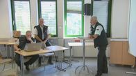Finanzpolizei – Franz Kurz (r.)
