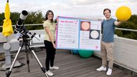 Checker Tobi – Mit Astrophysikerin Carolin findet Tobi in Heidelberg raus, warum die Sonne überhaupt scheint.