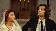 Sexual-Terror der entfesselten Vampire – L-R: Isa (Sandra Julien), Antoine (Jean-Marie Durand)
