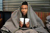 Community – Community Staffel 5 Folge 3 Am Boden: Donald Glover als Troy Barnes Copyright: SRF/2014 Sony Pictures Television Inc. and Open 4 Business Productions LLC.