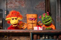 Besser mit Bernd – Brotfluencer Bernd testet für Chili und Briegel einen Stimmungsaufheller: die rosarote Brille.