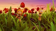 Die Biene Maja – Maja und Willi freuen sich auf ihr Picknick in den Mondblumen.