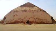 Die Pyramiden – Knickpyramide in Dahschur