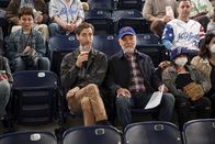 B Positive – Drew Dunbar (Thomas Middleditch, l.); Harry (Hector Elizondo, r.)