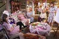 Young Sheldon – Raegan Revord (Missy Cooper), Annie Potts (Constance 'Meemaw' Tucker), Emily Osment (Mandy), Rachel Bay Jones (Audrey), Melissa Peterman (Brenda Sparks), Zoe Perry (Mary Cooper).