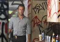 Hawaii Five-0 – Während Steve und Catherine eine romantische Halloween-Nacht zu kreieren versuchen, kämpft Danny (Scott Caan) weiterhin um Grace ...