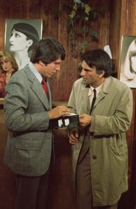 Columbo – Sergeant Miller (Jon Miller, l.); Columbo (Peter Falk, r.)